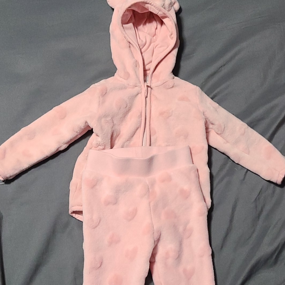 6-9m sweatshirt and pants
